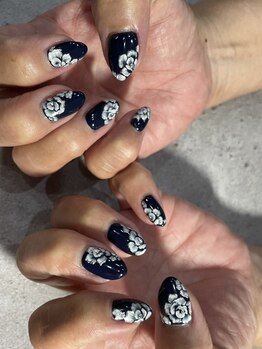 ソルノワ(sol-noir)/ネイビー×花