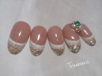 トリネブランシ ネイルアトリエ(Trinebranci._Nail Atelier)/キラキラフレンチ◇ビジュー
