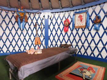 モンゴル式リラクゼーション　癒しのおうち/異国情緒あふれる空間