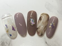 ラリュールネイル(L'Allure nail)/グレージュな上品ネイル￥8200