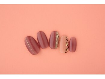 エムスラッシュ フィール 東戸塚店(M.SLASH)/大人レオパードネイル