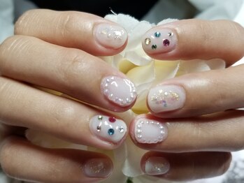 シュガーネイル(sugar nail)/パール&ストーンネイル