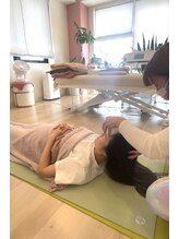 ラ ヴィ リッシュ(La vie riche)/骨を動かすお顔のエイジングケア