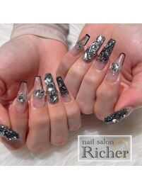 黒クリアネイル