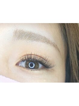 ボリュームのある目元にしたい