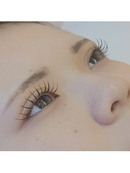 セネル(SeneL)/流行りの束感マツエク 大阪/福島