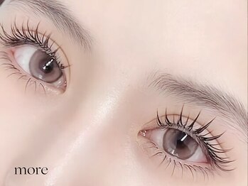 モア 銀座(more)の写真/【New】ワンホン風似合わせ束感マツエクデザイン¥8,980→¥7,150"トレンド感たっぷりの仕上がりに♪