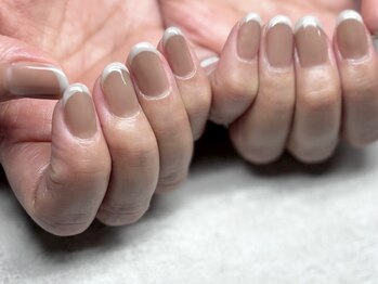 ウイ(u'i)/ナチュラルフレンチ