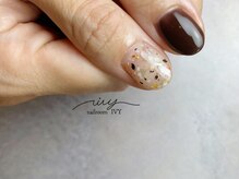 アイヴィー(IVY)/ワンカラー-ブラウン