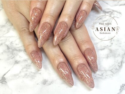ネイルサロンアジアン 池袋店の写真