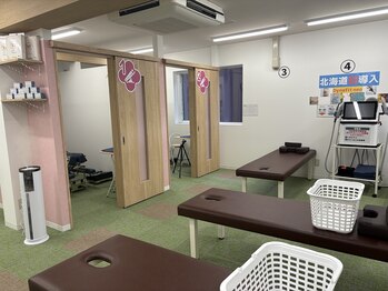 えんしんぷらす整体院 手稲院/院内風景/個室2つ完備!