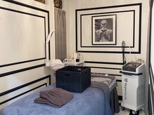 R-1ビューティーサロン 表参道/高級感あるラグジュアリーな空間