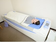 西野中央整骨院/全身マッサージベッド（水圧）
