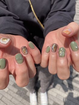 みつや 高石店/カーキ×シアー