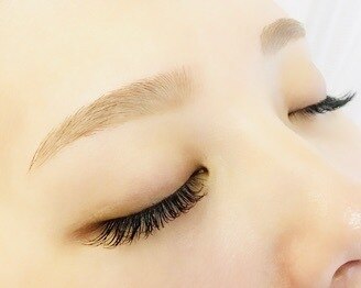 美眉スタイリング（wax＋カット+間引き）【10時〜15時30分に予約で】￥3500