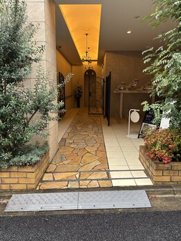 ジェミニ 乃木坂(Gemini)/店舗外観 502号室