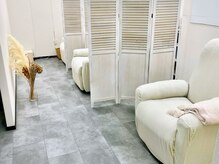 アンドグレース ブロウ 稲沢店の雰囲気（無料駐車場(ラポール前田・隣接)　E,F,G,H番 をご利用ください♪）