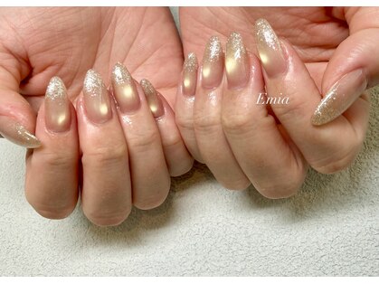 エミア(Emia)の写真