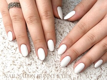 バニーアイズ 博多店(Bunny eyes)/onecolor