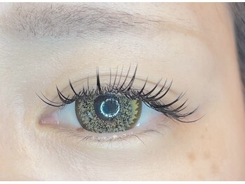 ふぁみーゆ(famille)/まつげエクステ