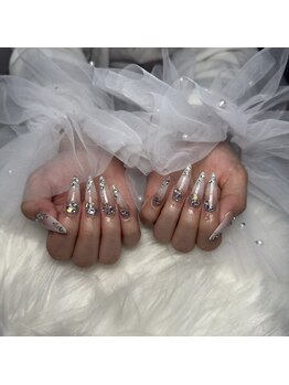 ティアラ(Tiara)/スカルプストーンつけ放題♪