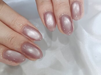 ティーズネイル(NAIL SALON T's nail)の写真/爪の悩み解消へ導く♪丁寧なネイルケアとハンドケアで、自信あふれる指先に！角質ケアも◎