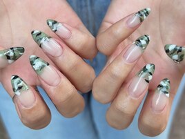迷彩ネイル