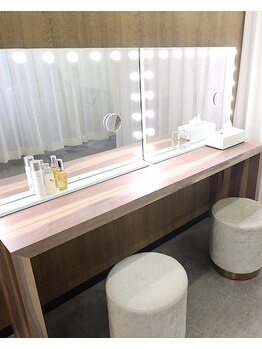 アカアカ 名駅店(aka'aka)/ドレッサー