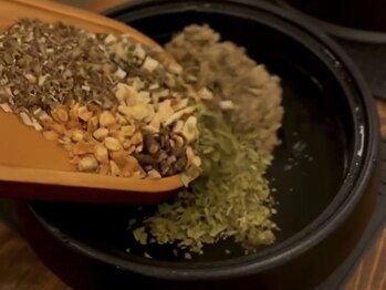 バニッシュ(Vanish)/乱れた自律神経整えるよもぎ蒸し