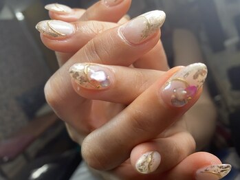 ネイルアンドボディケアサロン ミリミリ(milimili)/スワロフスキー別途¥1000~