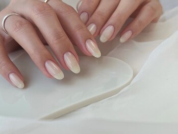 アトリエ リベルテ 市電通り店(atelier Liberte)の写真/「初めてのネイル、デザインが決まらない…」そんな方は"atelier Liberte"にお任せ◎理想の指先が叶う☆