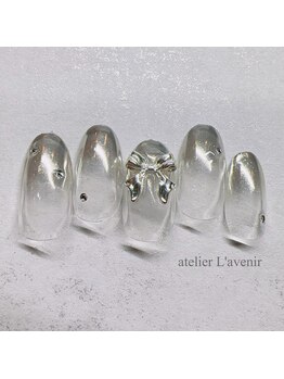 アトリエラブニール/シルバーミラーネイル