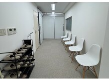 白山駅前整骨院/綺麗な待合室　 #整体#白山