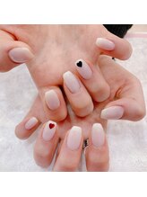 バニーアイズ 博多店(Bunny eyes)/ホワイトベースにアクセント♪