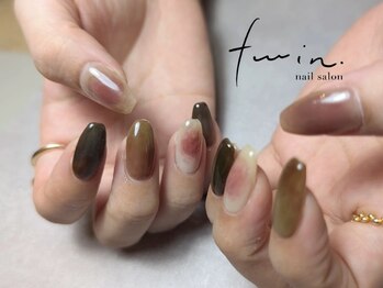ツイン(twin.)/いちじくネイル