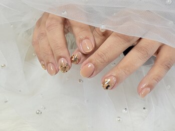 ワイワイディーエス(YYDS)/