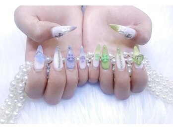 クイーンネイル 新宿(Queen nail)/長さ出しやり放題