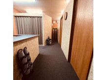 こふこふ 津店の雰囲気（店内はすべて個室）