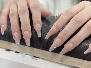 ブイピーネイル 新大久保(VP nail)/長さ出し　　やり放題90分