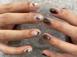 ちぐはぐニュアンスネイル