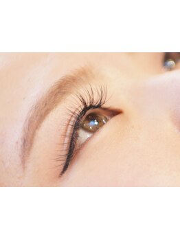 ボリュームのある目元にしたい