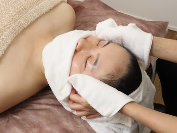 ユーフォー(UfoR)/ホットタオルでの拭き取り