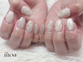 ホワイト　花　新所沢　ネイル