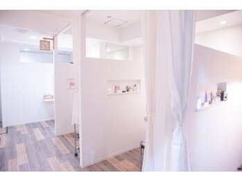 アンアイサロン(UNEeyesalon)の写真/《目元のお悩みはUNEへ★》まつ毛パーマ・パリジェンヌ・マップブロウ（眉毛）で理想の目元へ