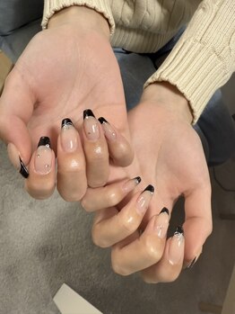 【フレンチネイル】