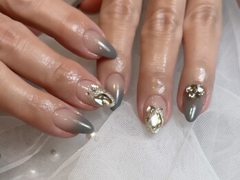 ソワンドブランシュ(Soin de Blanche)/エアブラシネイル