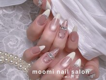 ムーミー 新宿(Moomi)/マグネットネイルフレンチネイル