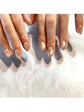 ネイルサロン イントゥ(into_)/ベージュ　マグネットネイル