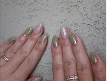 ネイルトータルビューティー ソピーロ(sopiro)/二色のシンプルスプリングカラー