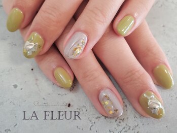 ラ フルール(La Fleur)/大人ニュアンス